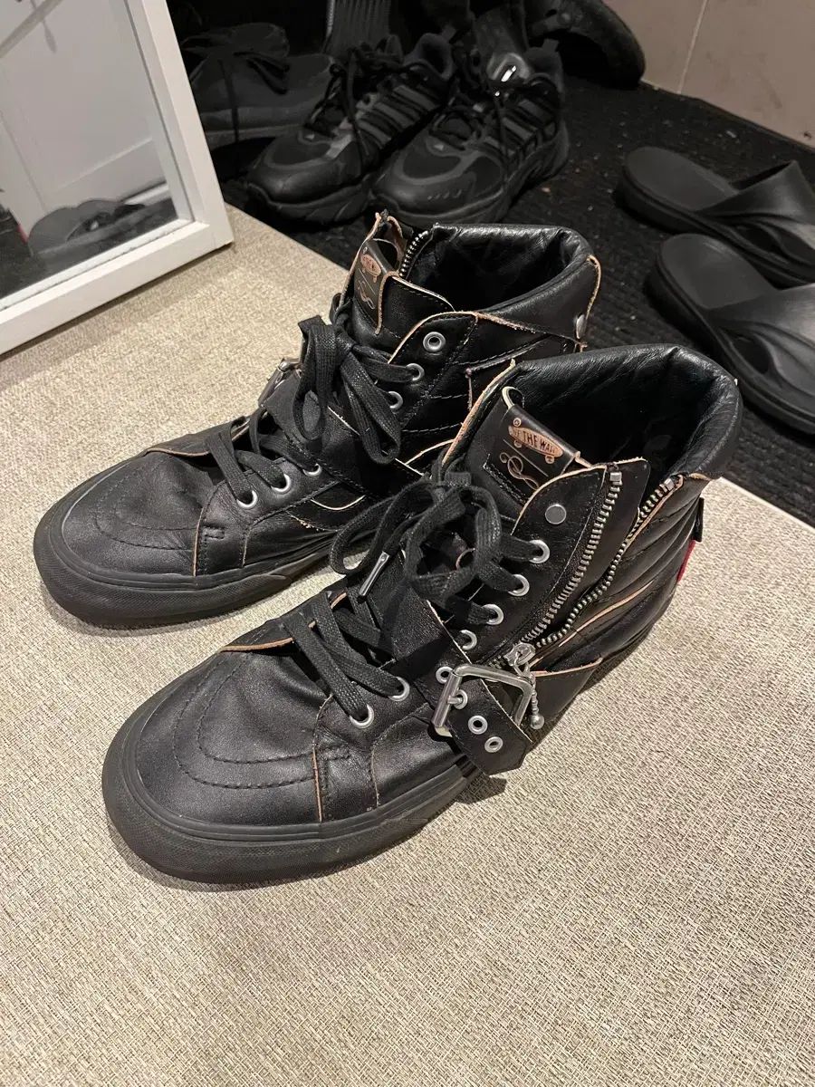 VANS x シェイン ゴンザレス スケート ハイトップ VLT LX 290