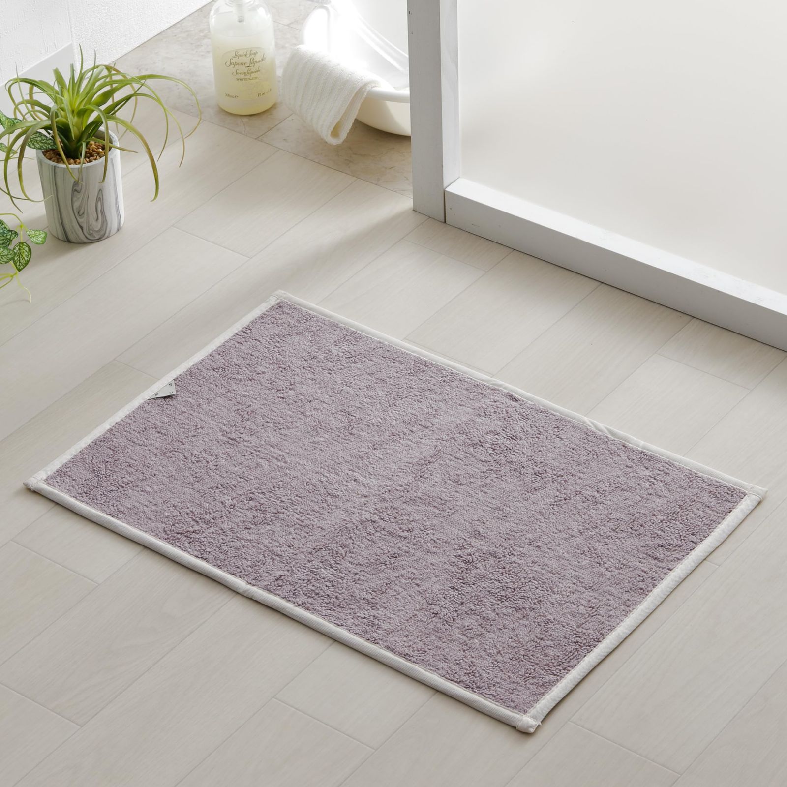 新品 イケヒコ バスマット 洗える 吸水 SUFU2 約60×180cm パープル 大判 ファミリーサイズ 滑り止め 浴室 洗面所 洗面台前 足ふきマット #1302850231201