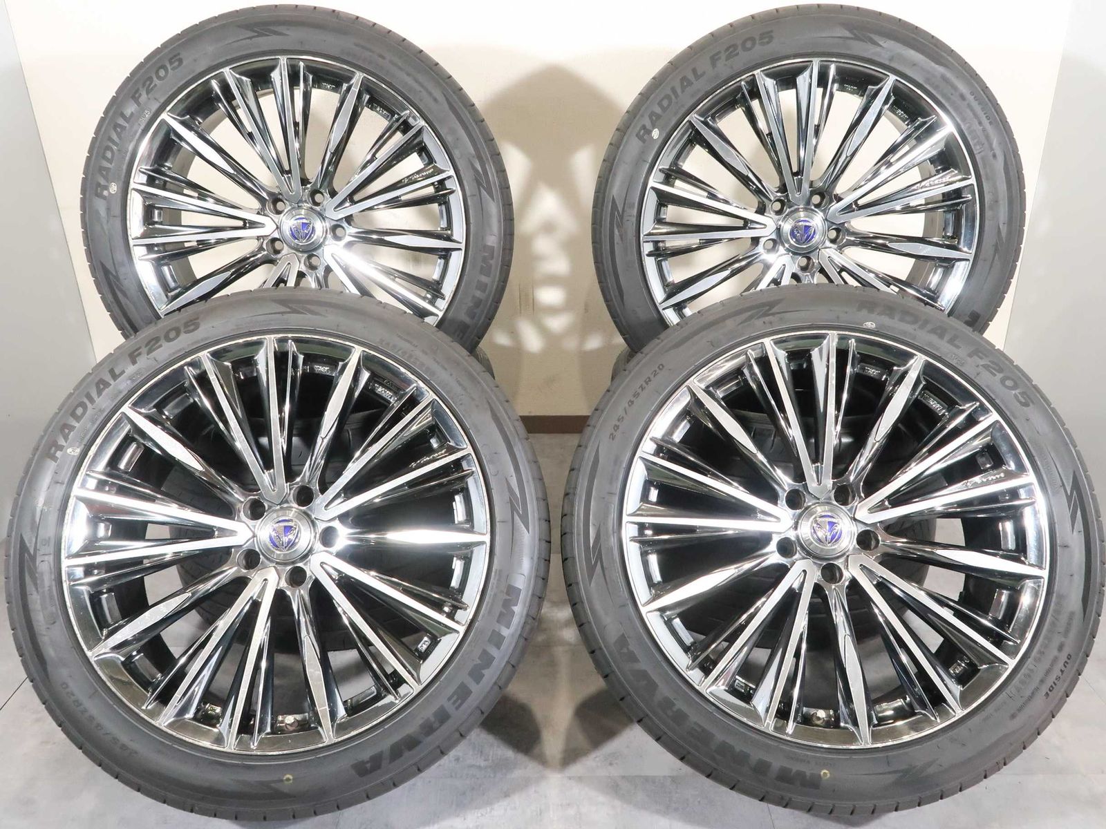 4本 RAYS VERSUS stratagia VOUGE 20インチ 8.5J +38 5H PCD 114.3 ラジアル MINERVA RADIAL F205 2025年 245/45R20 NX ハリア― RAV4 等