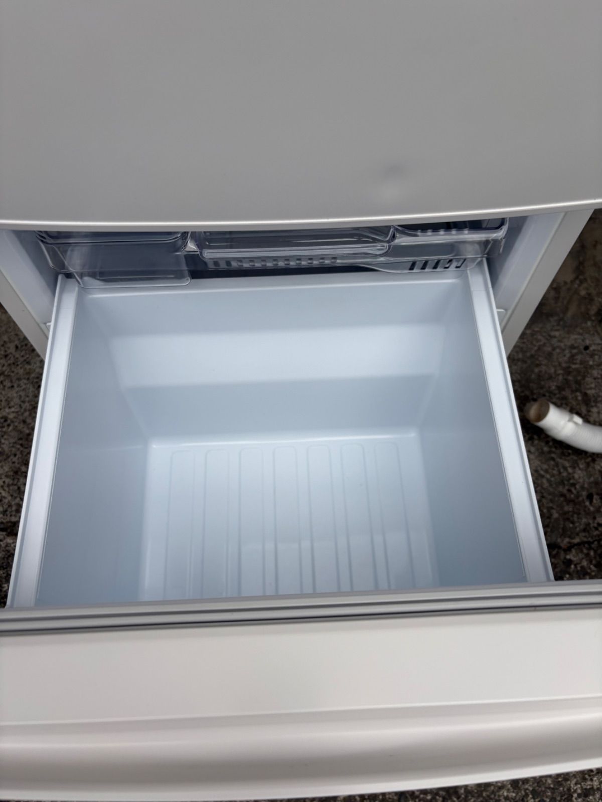 生活家電 三菱 冷蔵庫 MR-P15E4K-W 146L 2024年製 ホワイト