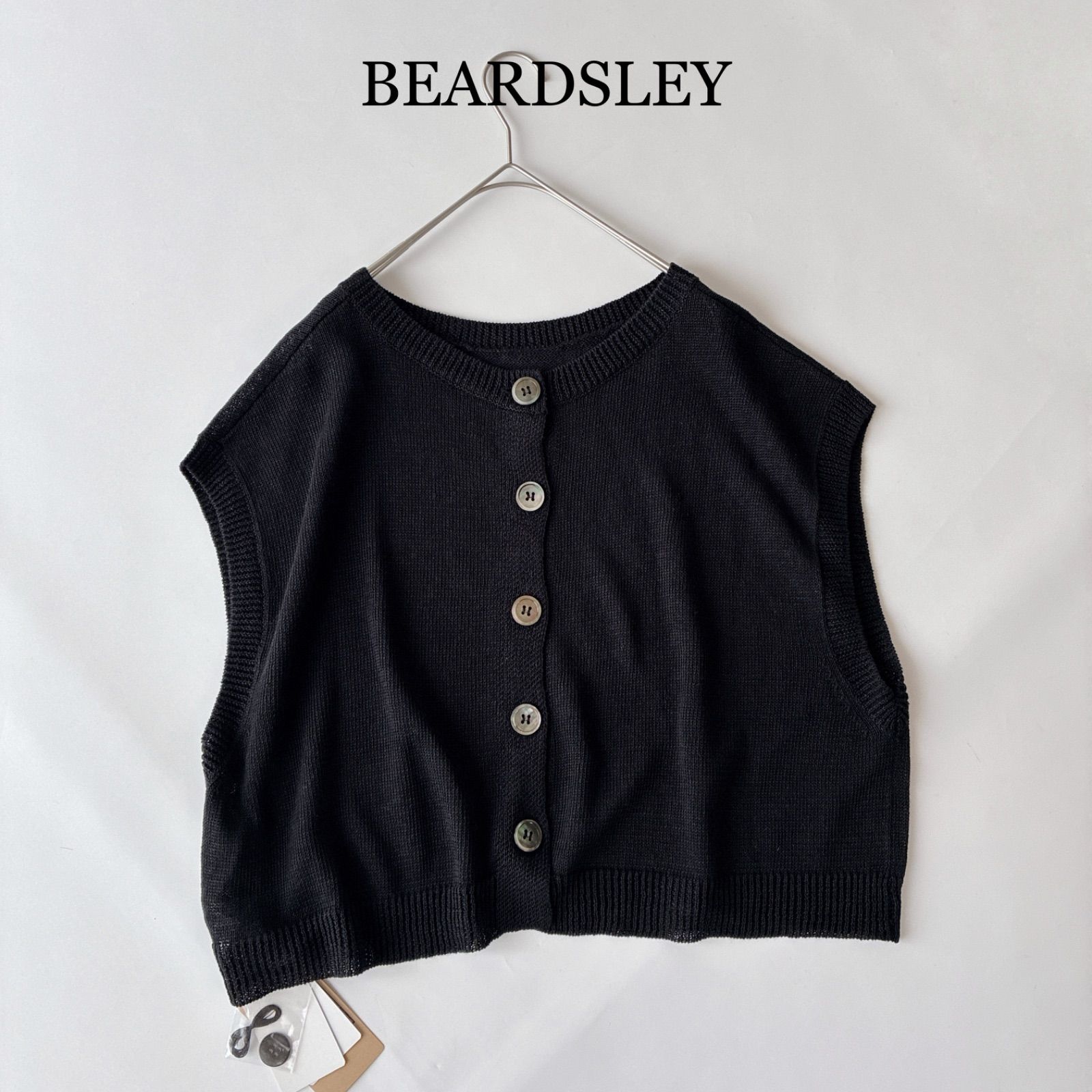 【タグ付き】BEARDSLEY ビアズリー 前後2way リネンニットベスト 人気 タグ付 BEARDSLEY ビアズリー 前後2way リネンニットベスト