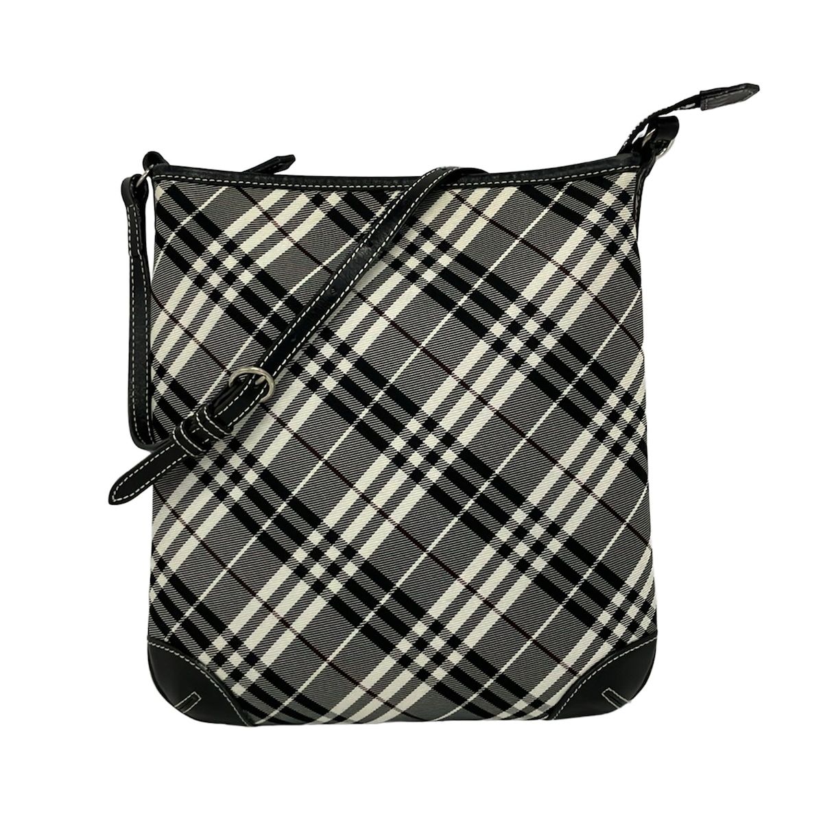 Burberry Blue Label(バーバリーブルーレーベル) ショルダーバッグ - ZA414-600-09 白×黒 チェック柄 レザー