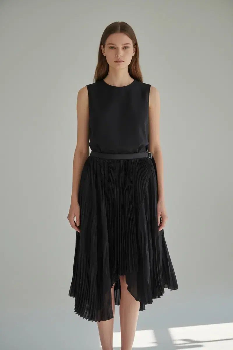 2/ SACAI ベルト付き プリーツ スカート
