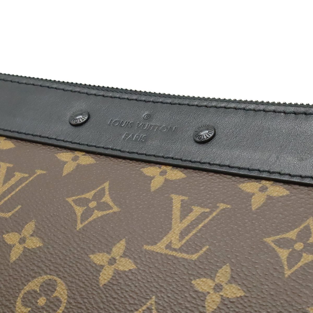 LOUIS VUITTON ルイ ヴィトン モノグラムマカサー ポシェット トゥ