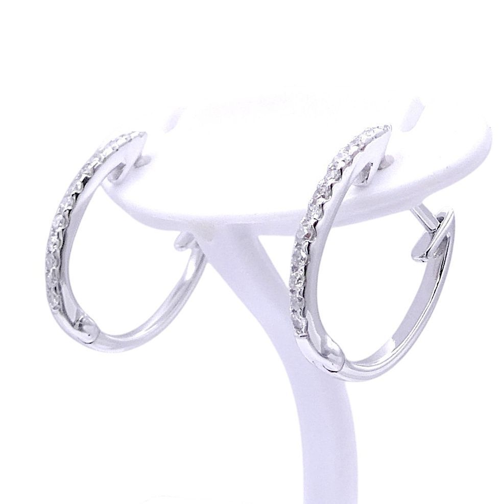 K18WG フープ ピアス 縦長 ダイヤモンド合計0.12ct