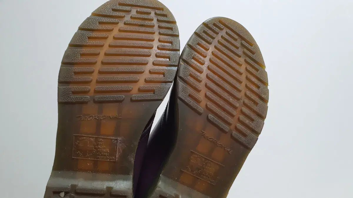 DR. MARTENS 1461 uk6 (250程度) DR. MARTENS 1461 uk6 (250程度)