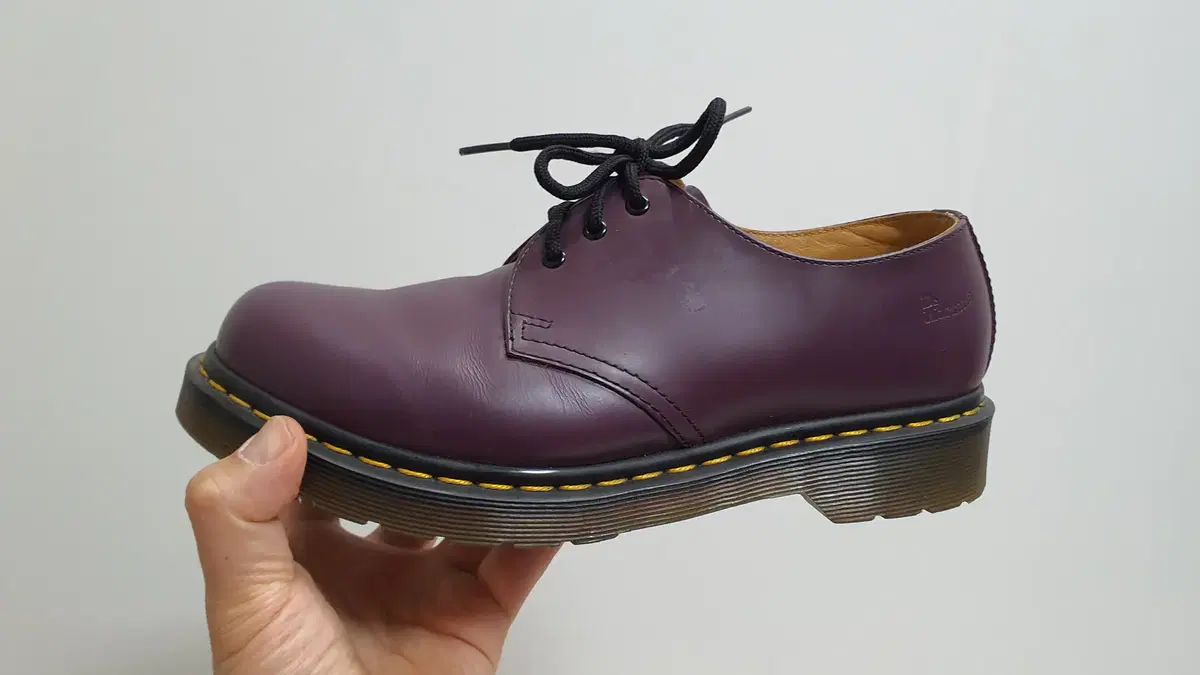 DR. MARTENS 1461 uk6 (250程度) DR. MARTENS 1461 uk6 (250程度)
