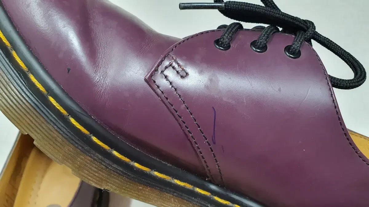 DR. MARTENS 1461 uk6 (250程度) DR. MARTENS 1461 uk6 (250程度)
