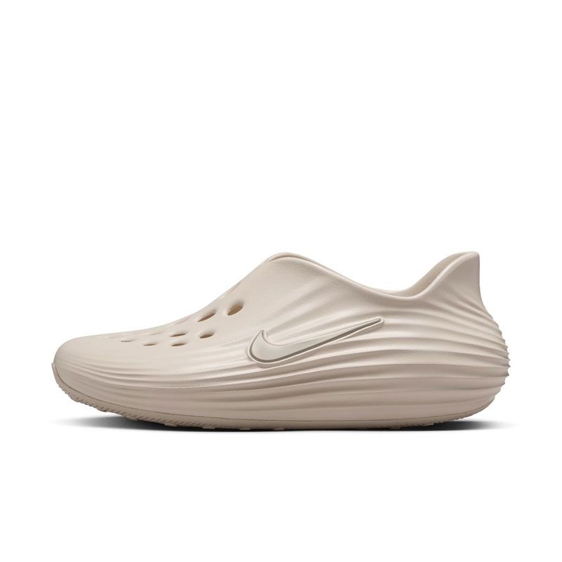 NIKE(ナイキ) ナイキ ウィメンズ リアクトX リジュビネイト スポーツスタイル シューズ スポーツカジュアルシューズ HV5062100、(100)ブラウン