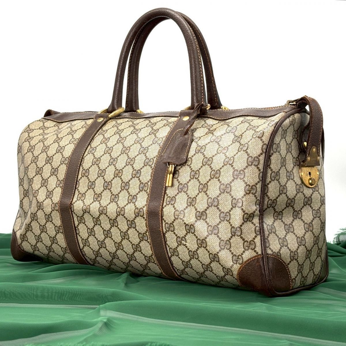 【旅慣れた余裕を積む】　GUCCI　ボストンバッグ GGスプリーム レザー 大容量 クロシェット付き オールドグッチ　ブラウン