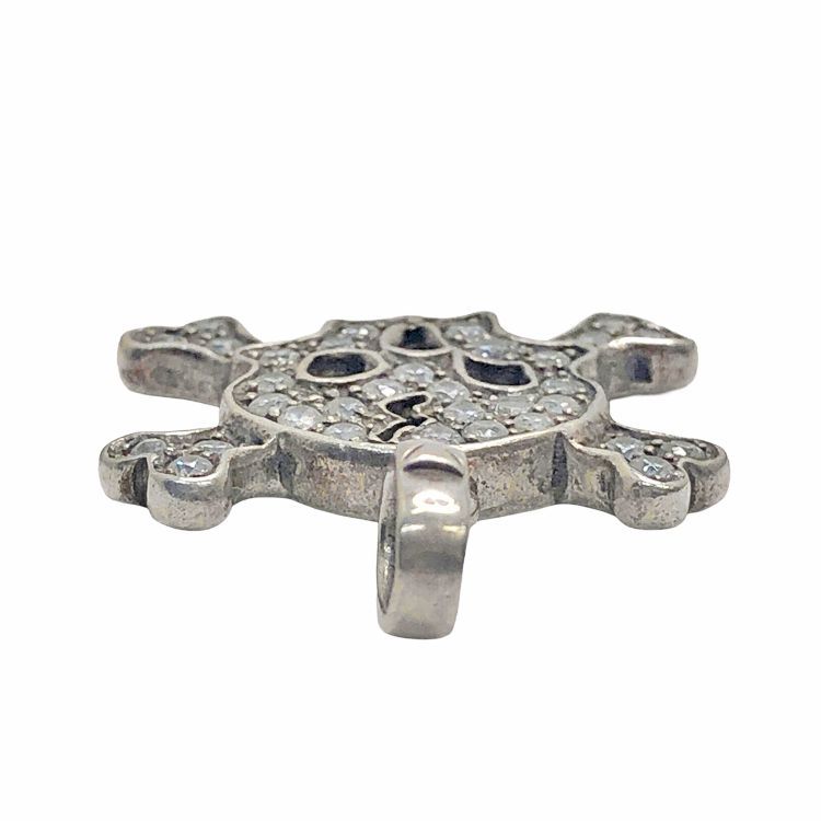 Loree Rodkin ローリーロドキン MEDIUM FLAT PAVE BONE SKULL PENDANT