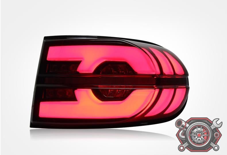 売れ筋トヨタ FJ クルーザー GSJ15W テールライト　トランクランプ　シーケンシャルウィンカーcp1