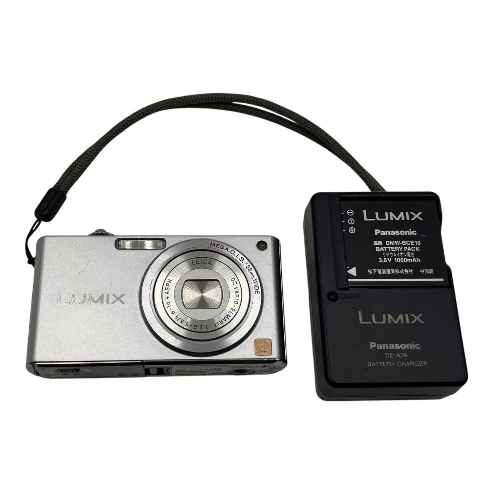 ■Panasonic LUMIX DMC-FX33 コンパクトデジタルカメラ シルバー 動作確認済 充電器 バッテリー付 外装ダメージあり2521602,2521602