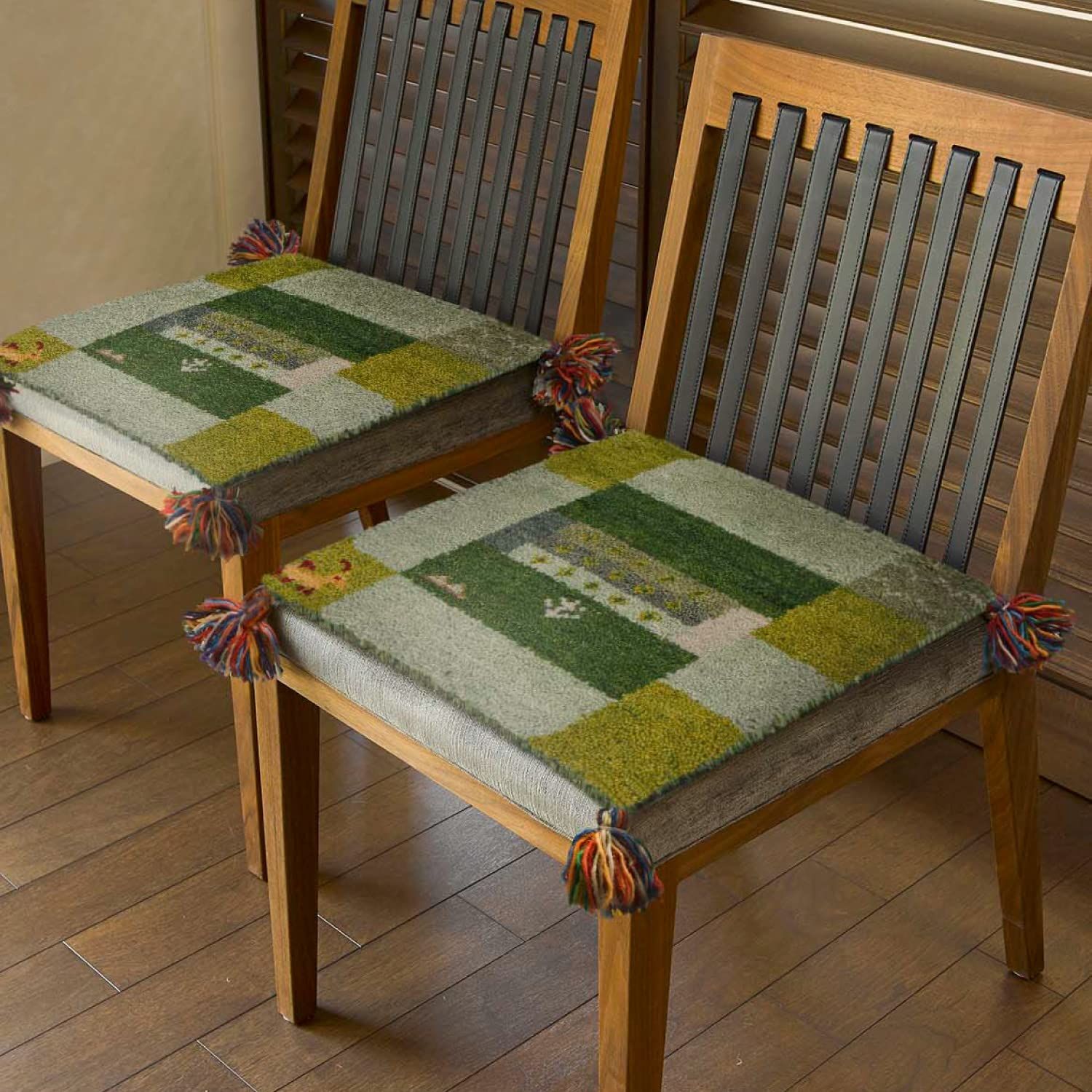 【新着商品】「GABBEH 約40X40cm グリーン D11」 チェアパッド ギャッベ 270015906 萩原