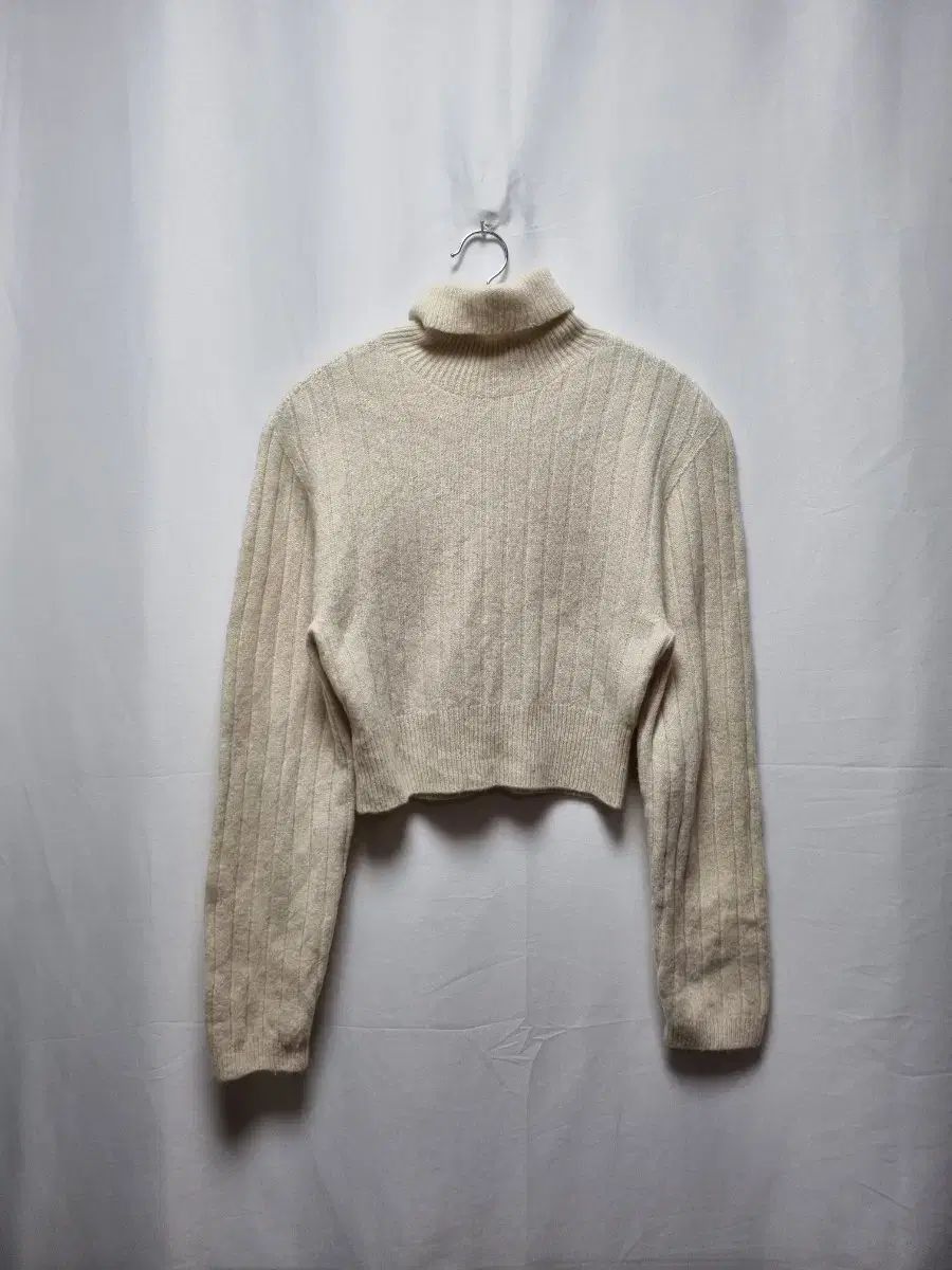 RIVER リバー カシミア ブレンド タートルネック ニット
