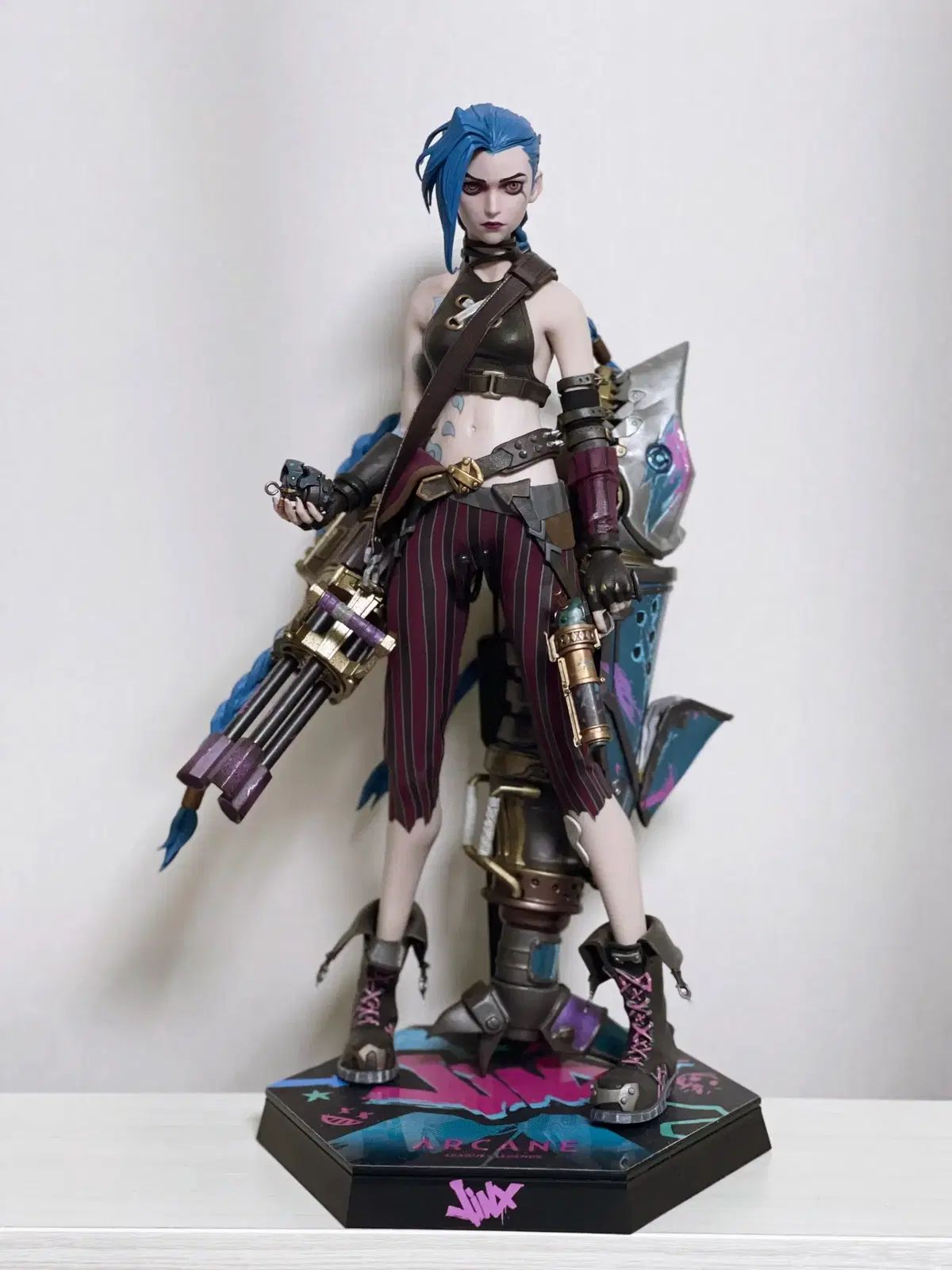 ホットトイズ Jinx 出品