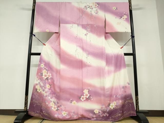 平和屋着物●訪問着　駒刺繍　流水舞桜文　金彩　銀通し地　正絹　逸品　DABD9509ud