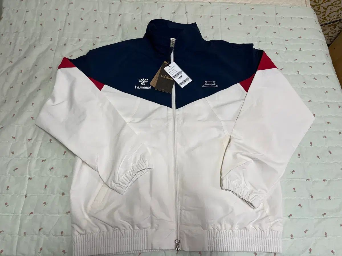 hummel(ヒュンメル) ウィンドブレーカー (水原FC)