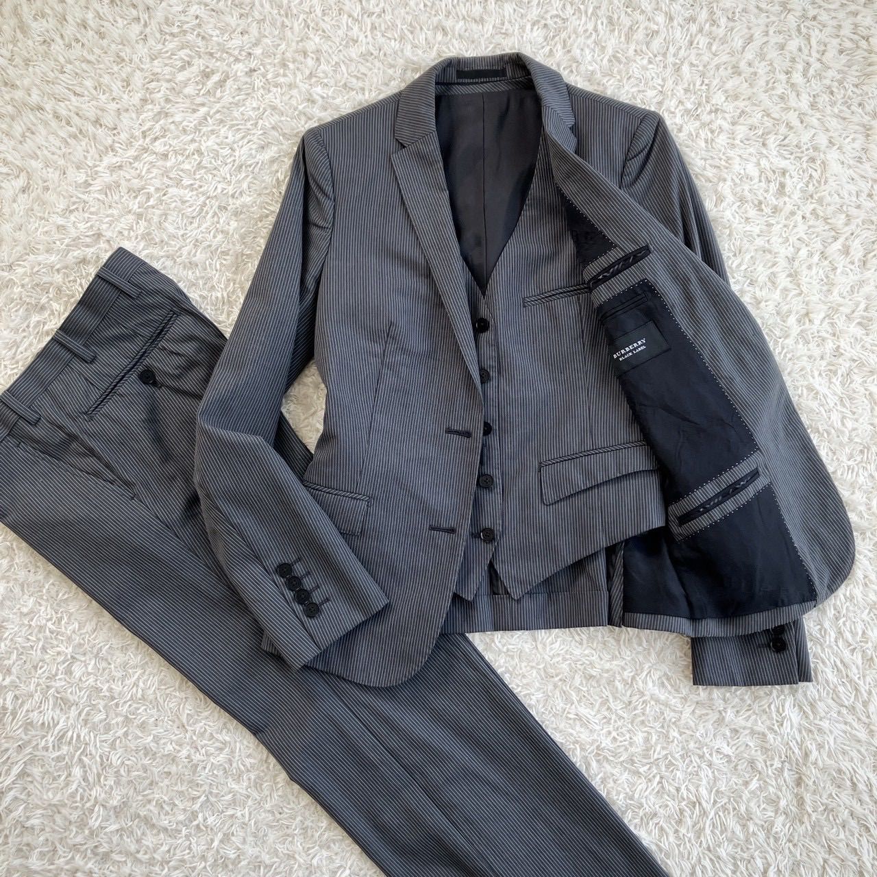 BURBERRY BLACK LABEL 　バーバリー　スリーピース　セットアップ　スーツ　裏地ロゴ
