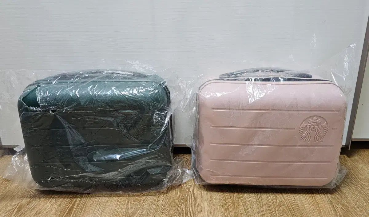 スターバックス サマー ミニキャリーケース / グリーン ピンク (まとめ売り)_新品