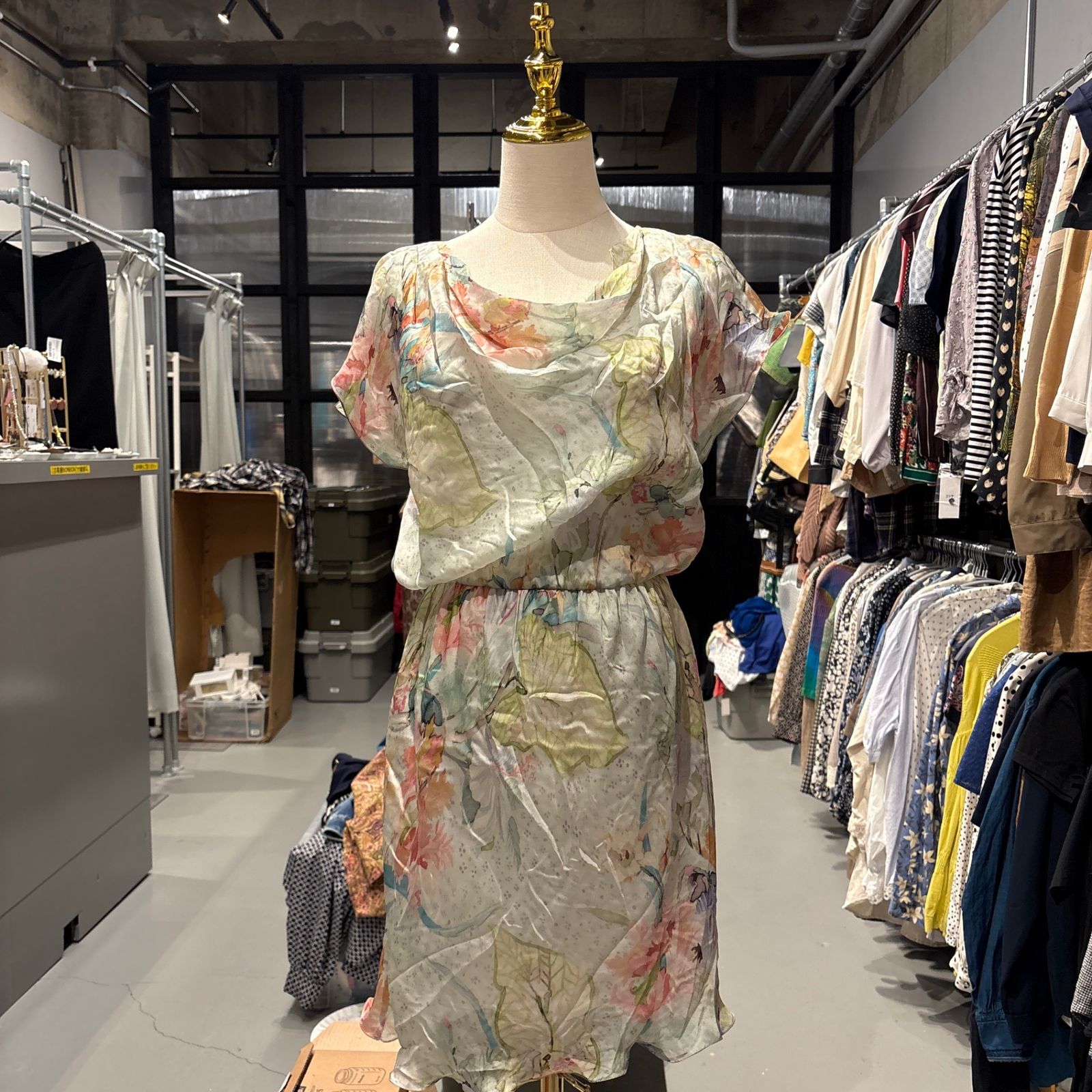 【東あずま店　併売品】　エポカ EPOCA 花柄 ワンピース ノースリーブ Mサイズ 38 9号 シフォン 膝丈 かわいい お呼ばれ デート オフィスカジュアル フォーマル 上品 可愛い