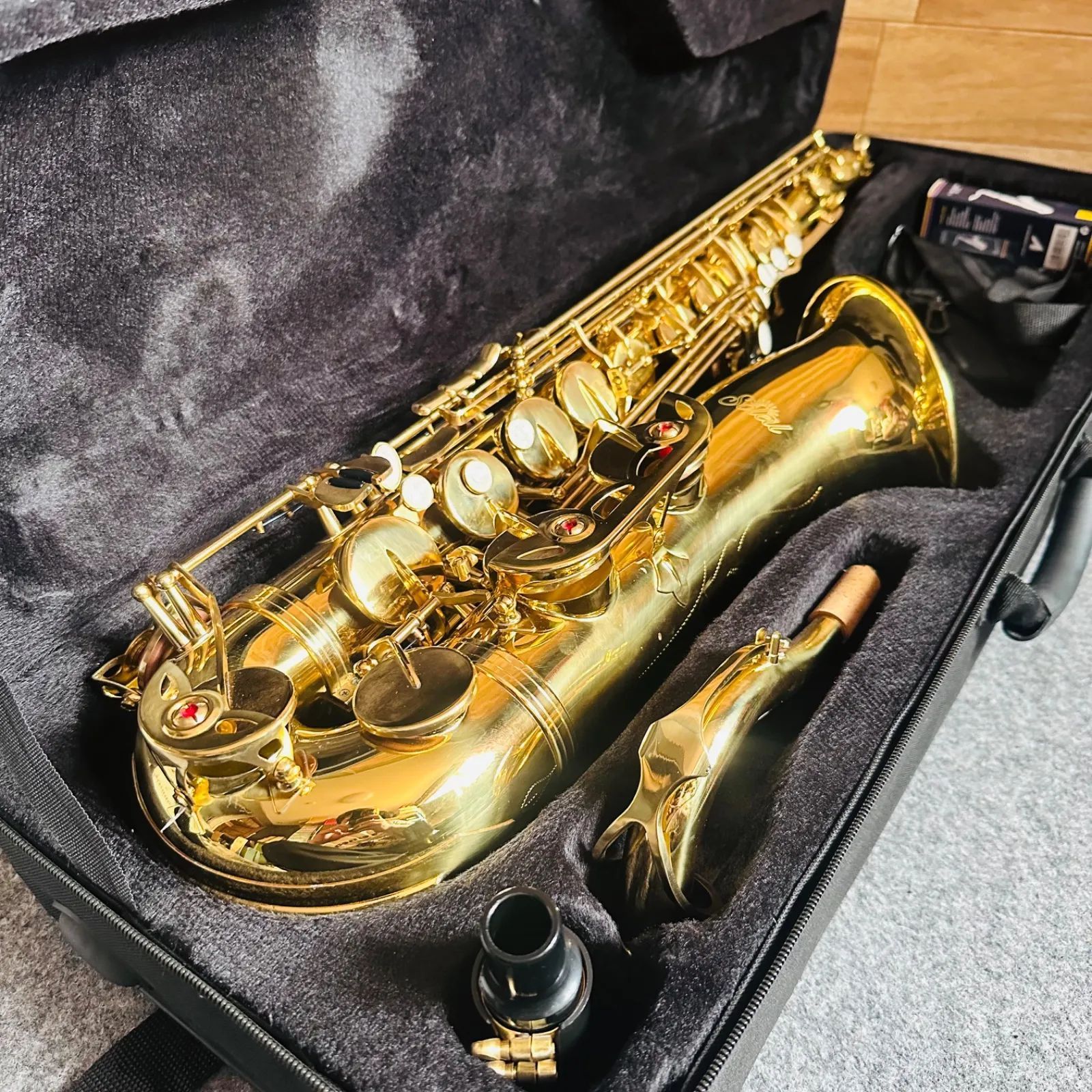 美品　ソレイユ　テナーサックス　初心者　入門　練習用