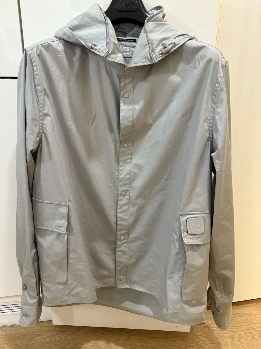 24fw C.P. COMPANY シーピーカンパニー グレー フーディジャケット 2XL (ほぼ新品)