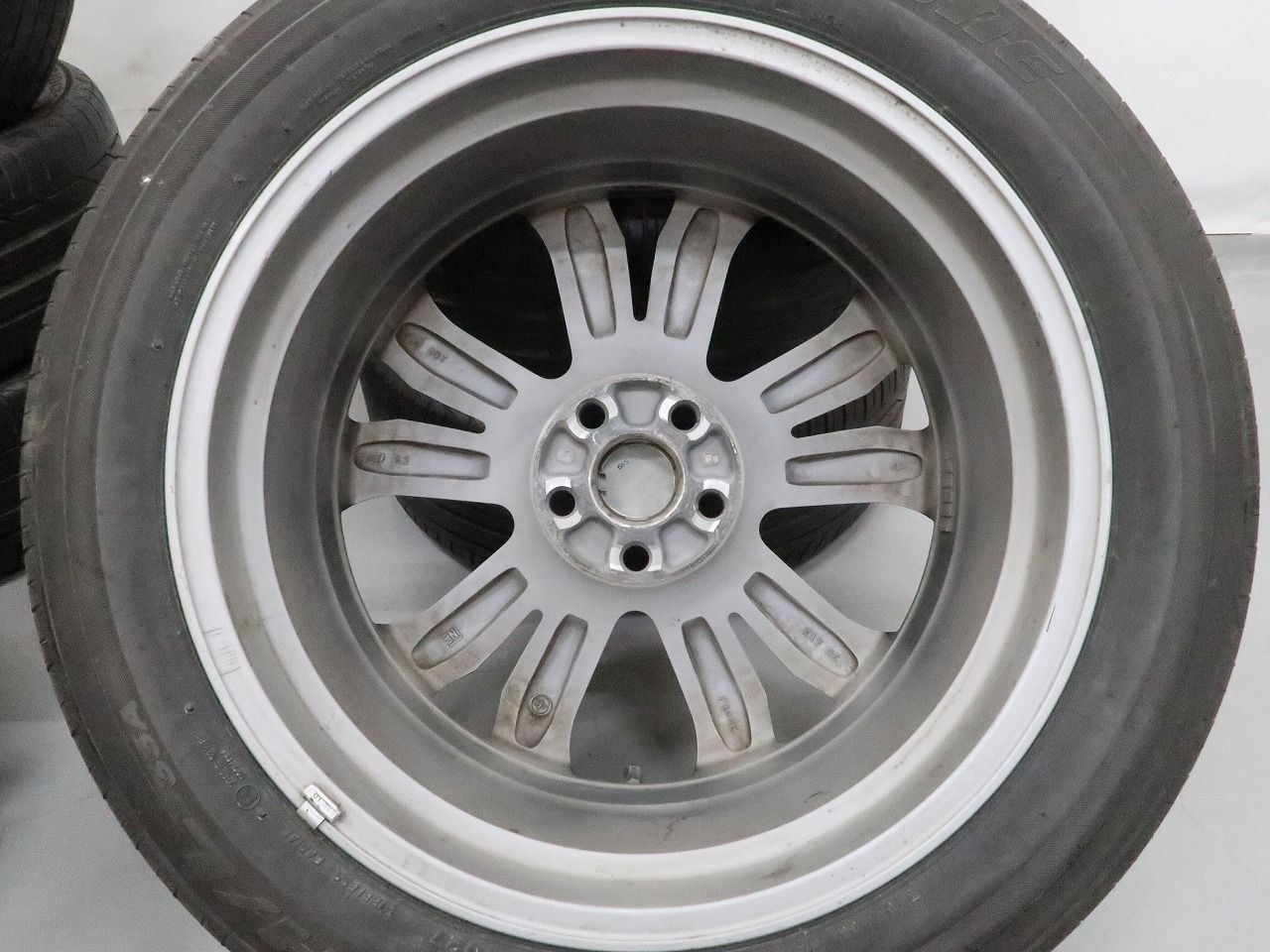 4本 レクサス RX 20系 バージョンL 純正 20インチ 8J +30 114.3 ラジアル タイヤおまけ BRIDGESTONE DUELER H/L 33A 235/55R20 450h 300 4本 レクサス RX 20系 バージョンL 純正 20インチ 8J +30 114.3 ラジアル タイヤおまけ BRIDGESTONE DUELER H/L 33A 235/55R20 450h 300