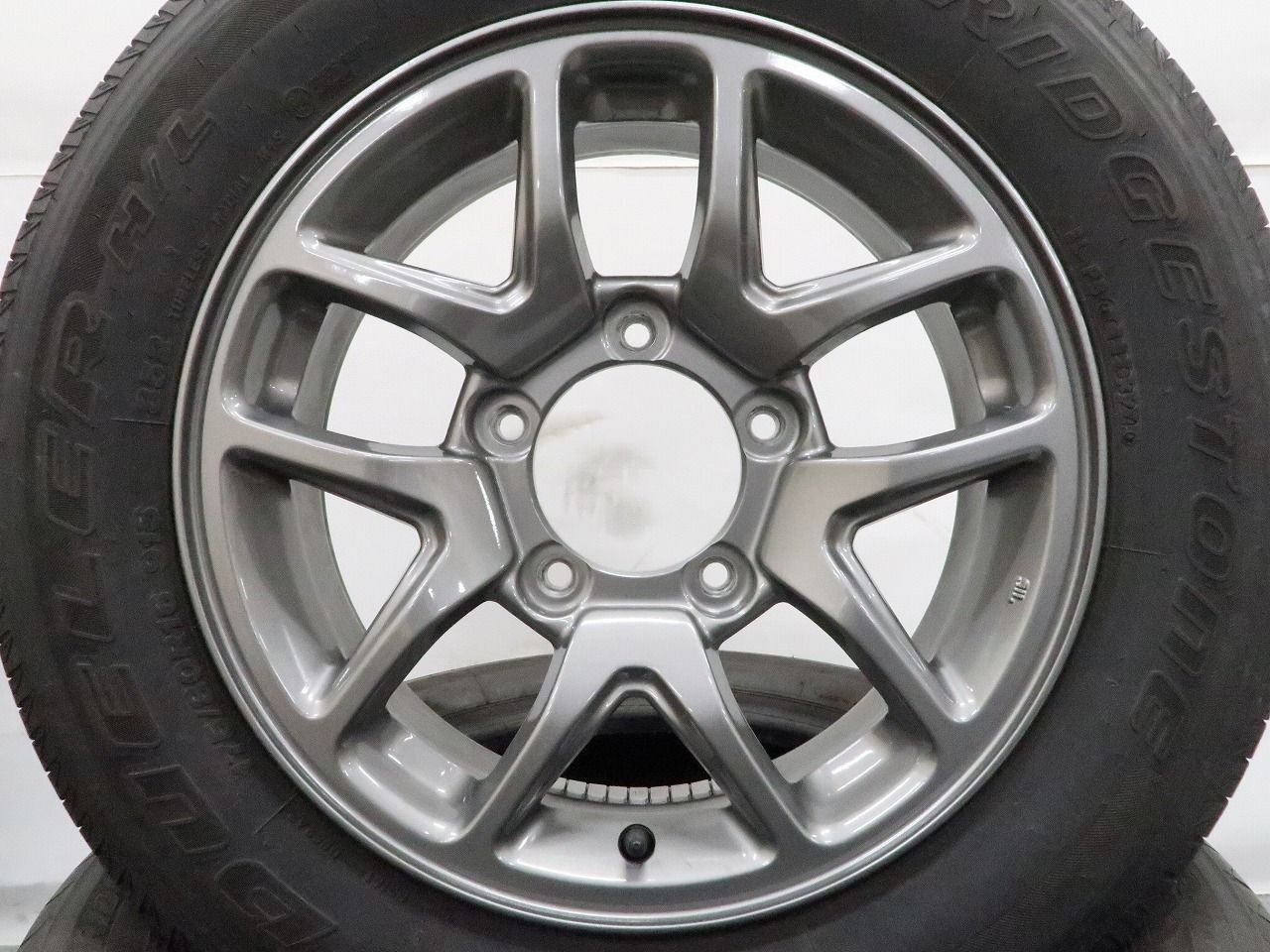 4本 スズキ ジムニー JB64W 純正 16インチ 5.5J +22 5H PCD139.7 ラジアル BRIDGESTONE DUELER H/L 2024年 175/80R16 JB23W AZオフロード