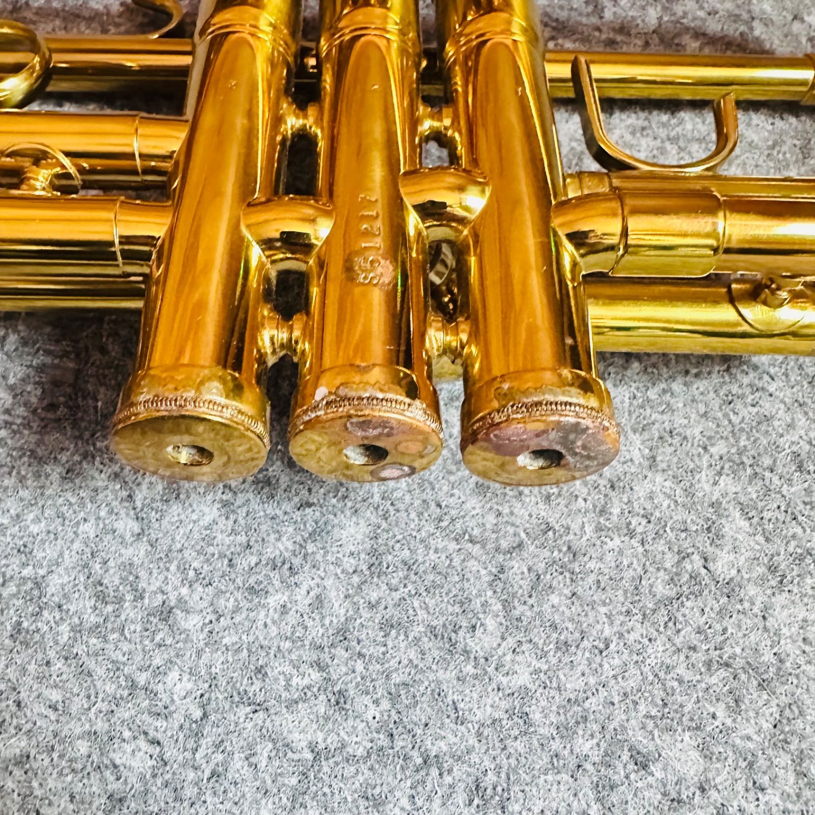 希少 現CONN Doc Severinsen 1000B トランペット 現状品 - メルカリ