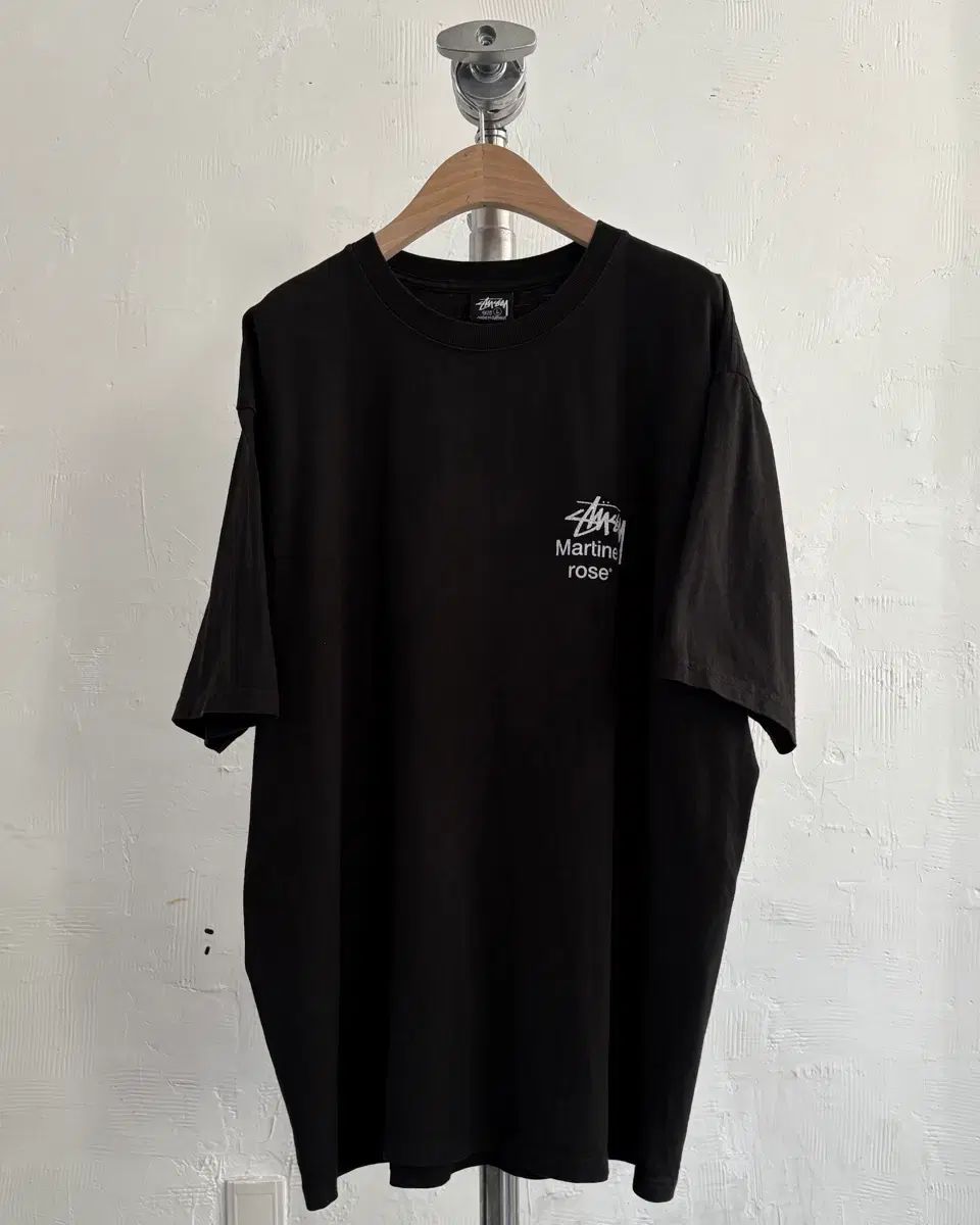STUSSY ステューシー x マーティン・ローズ ブラック Tシャツ