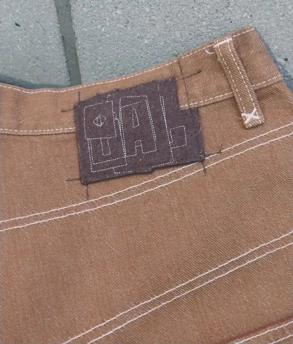 バル デニムパンツ BalanceWearDesign ブラウン