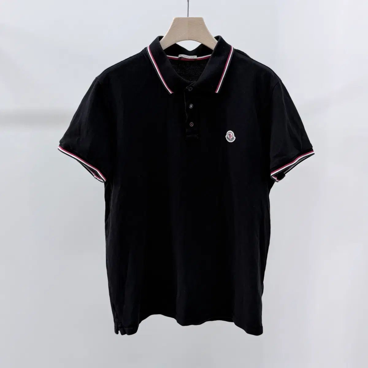 S+級/XL MONCLER モンクレール ロゴ パッチ 半袖 カラーTシャツ ブラック