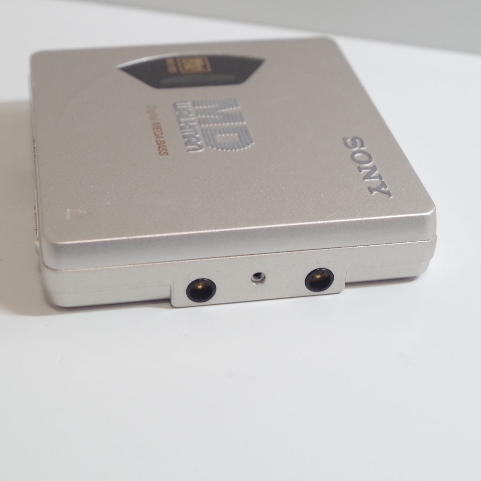 SONY MDウォークマン MDプレーヤー MZ-E55 完動品 楽天市場】【中古】SONY ソニー MZ-E55(S)シルバー ポータブルMD