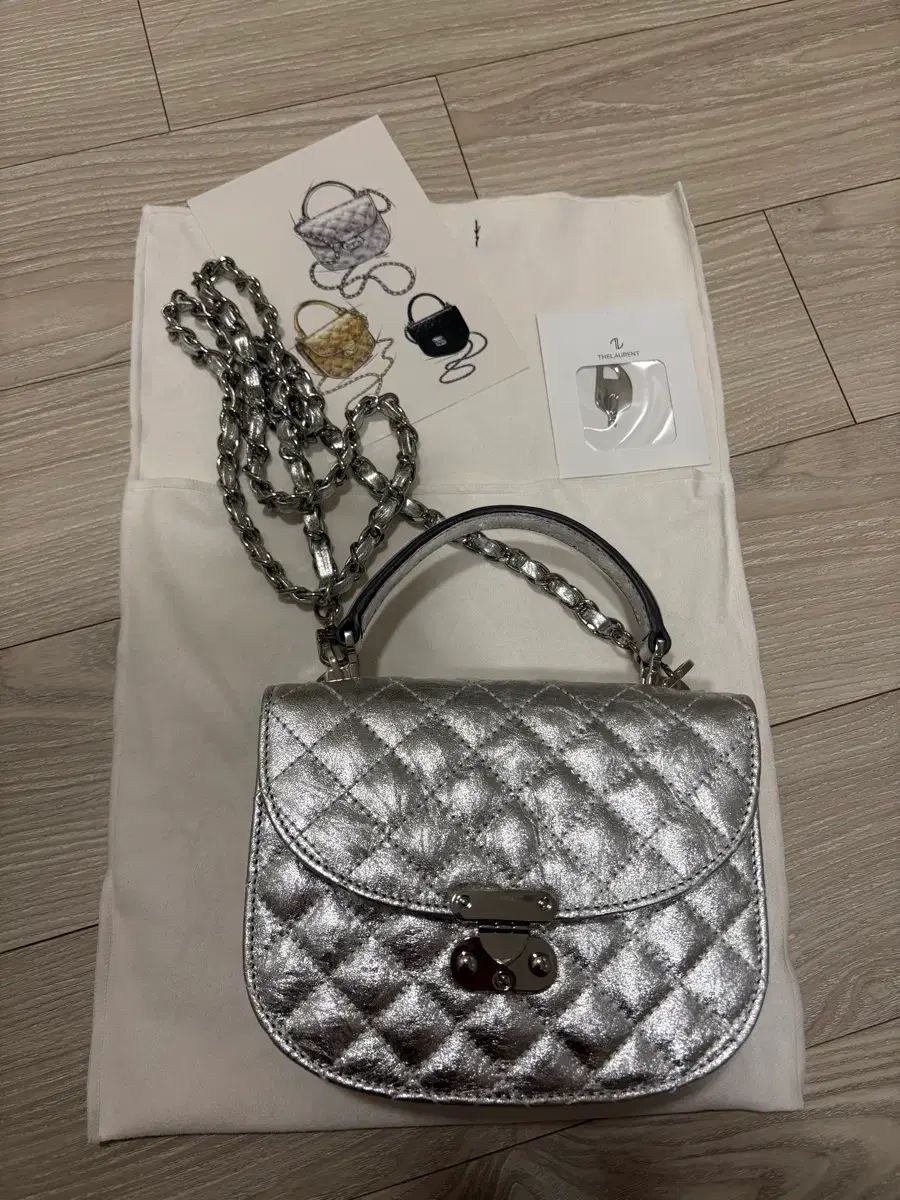 THE LAURENT 麻ロングコメントシルバーバッグ
