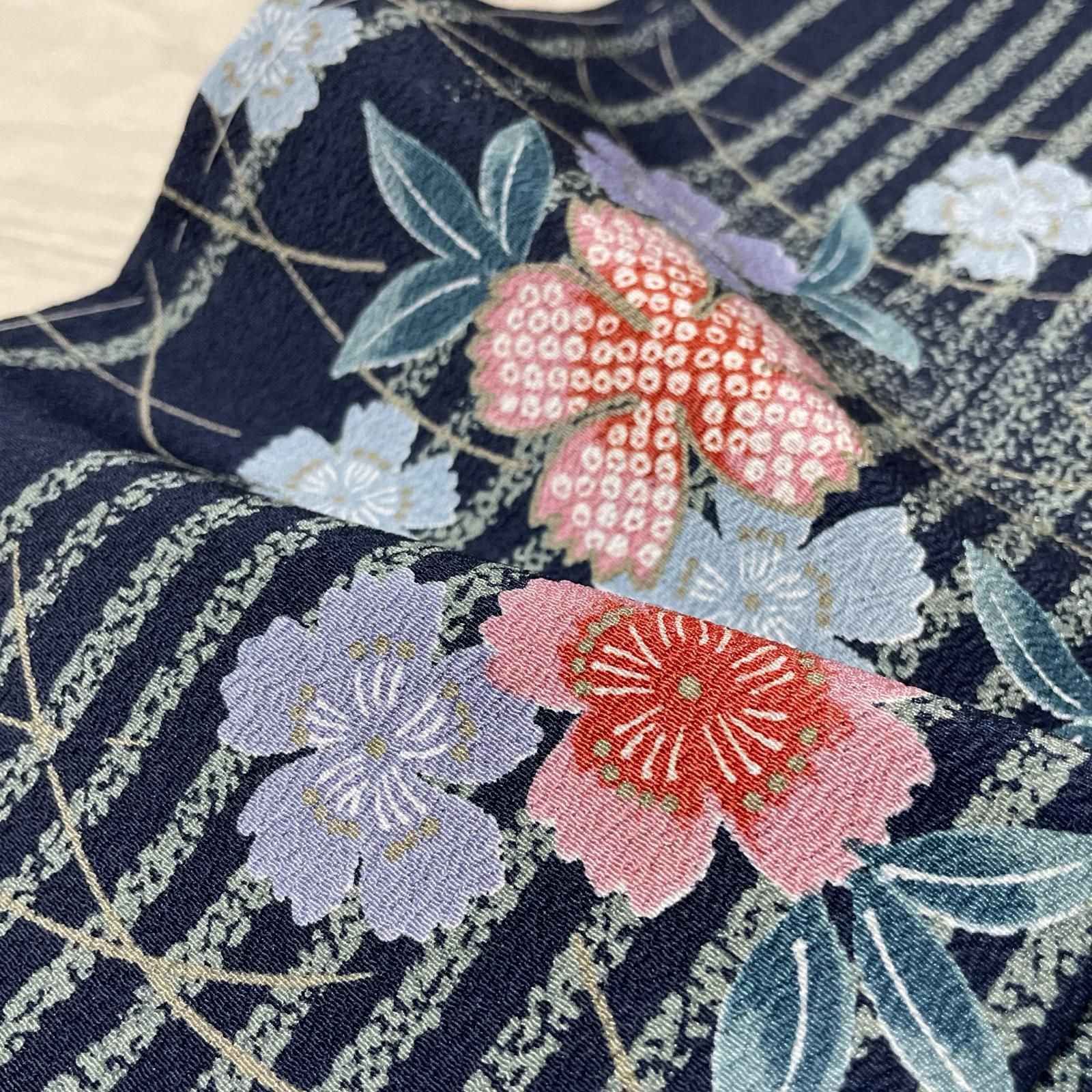 小紋 縞模様に桜 紗綾形 着物 化繊 X-1490 - メルカリ