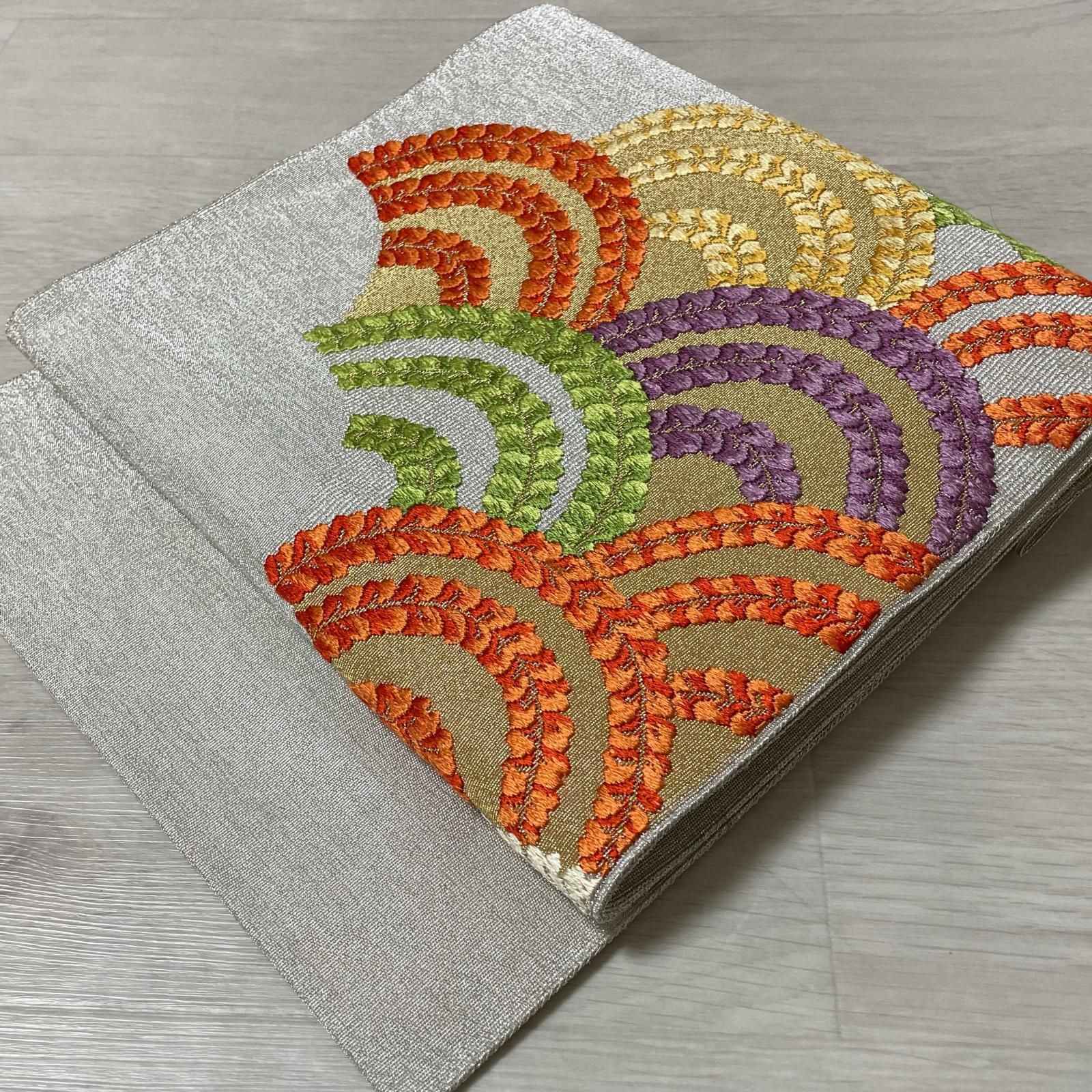 名古屋帯 綴れ 刺繍 青海波 八寸 正絹 着物 X-1537