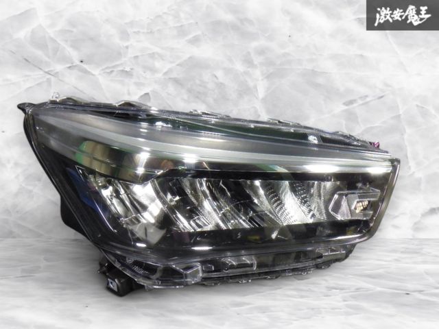 レンズ割れなし ☆即発送☆ トヨタ純正 A200A A210A ライズ 後期 LED ヘッドライト ヘッドランプ 右 ICHIKOH 1990 LE1