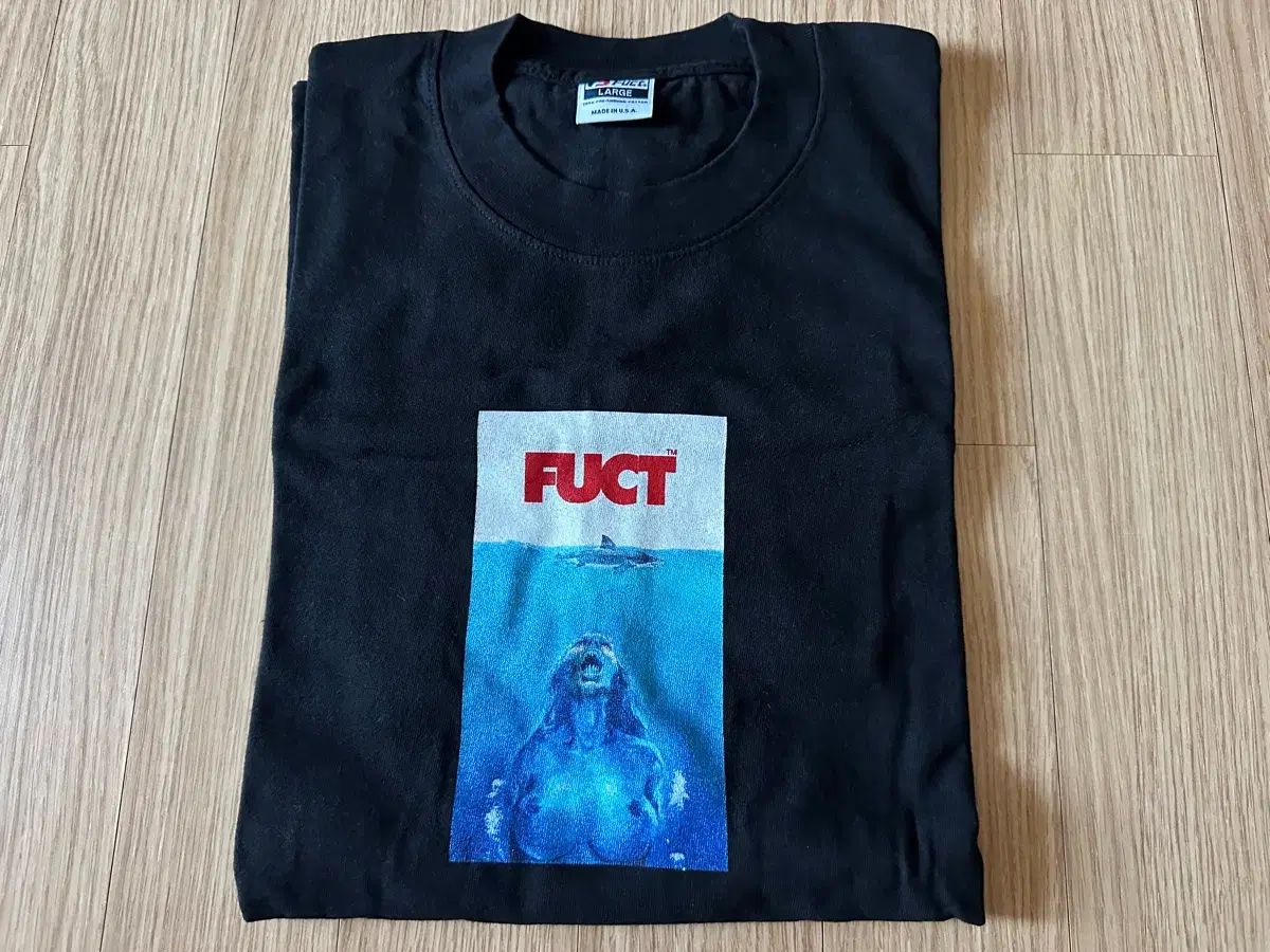 L FUCT 퍽트 ジョーズ Tシャツ ブラック