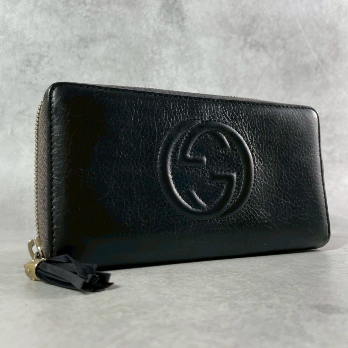美品 GUCCI グッチ ソーホー インターロッキング タッセル 長財布 