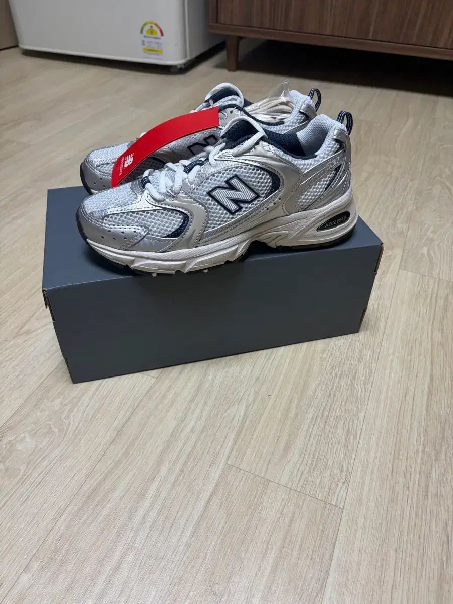 ニューバランス 530 スティールグレー 220