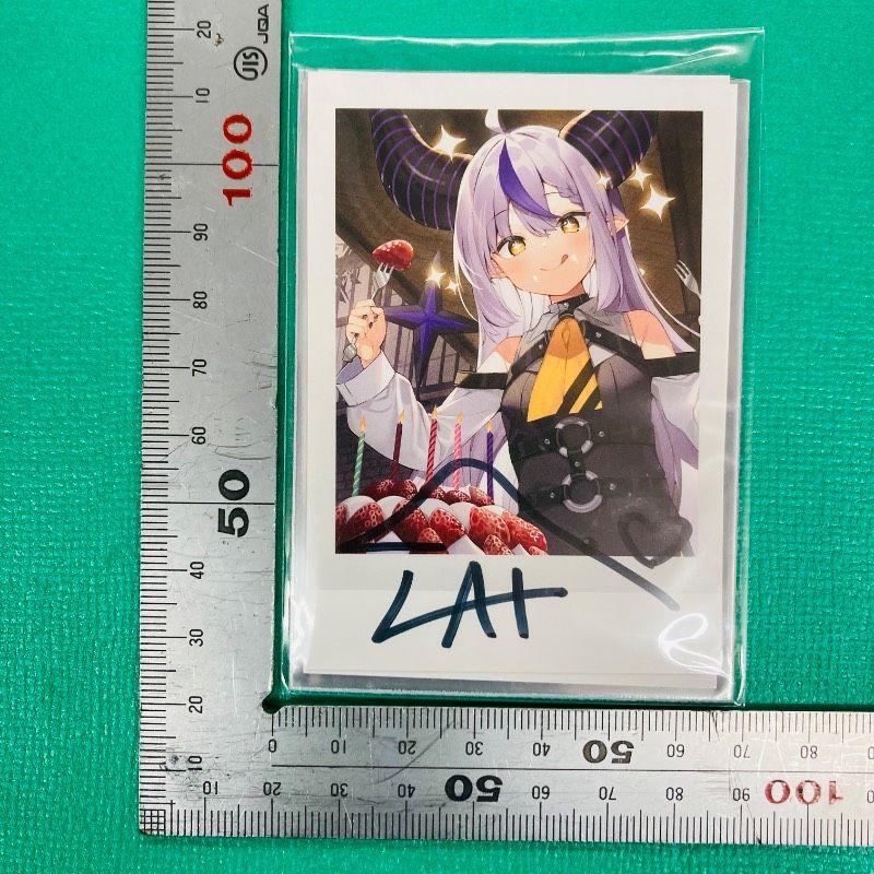 新品未開封品】【サイン入り】ホロライブ ラプラス・ダークネス 誕生日