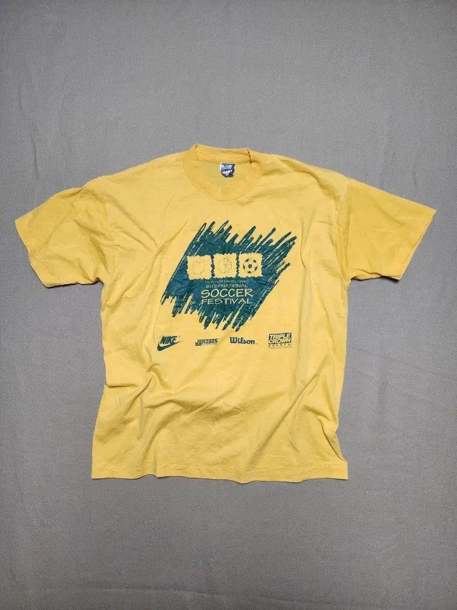 90s USA ヴィンテージ サッカー Festival Tシャツ 2