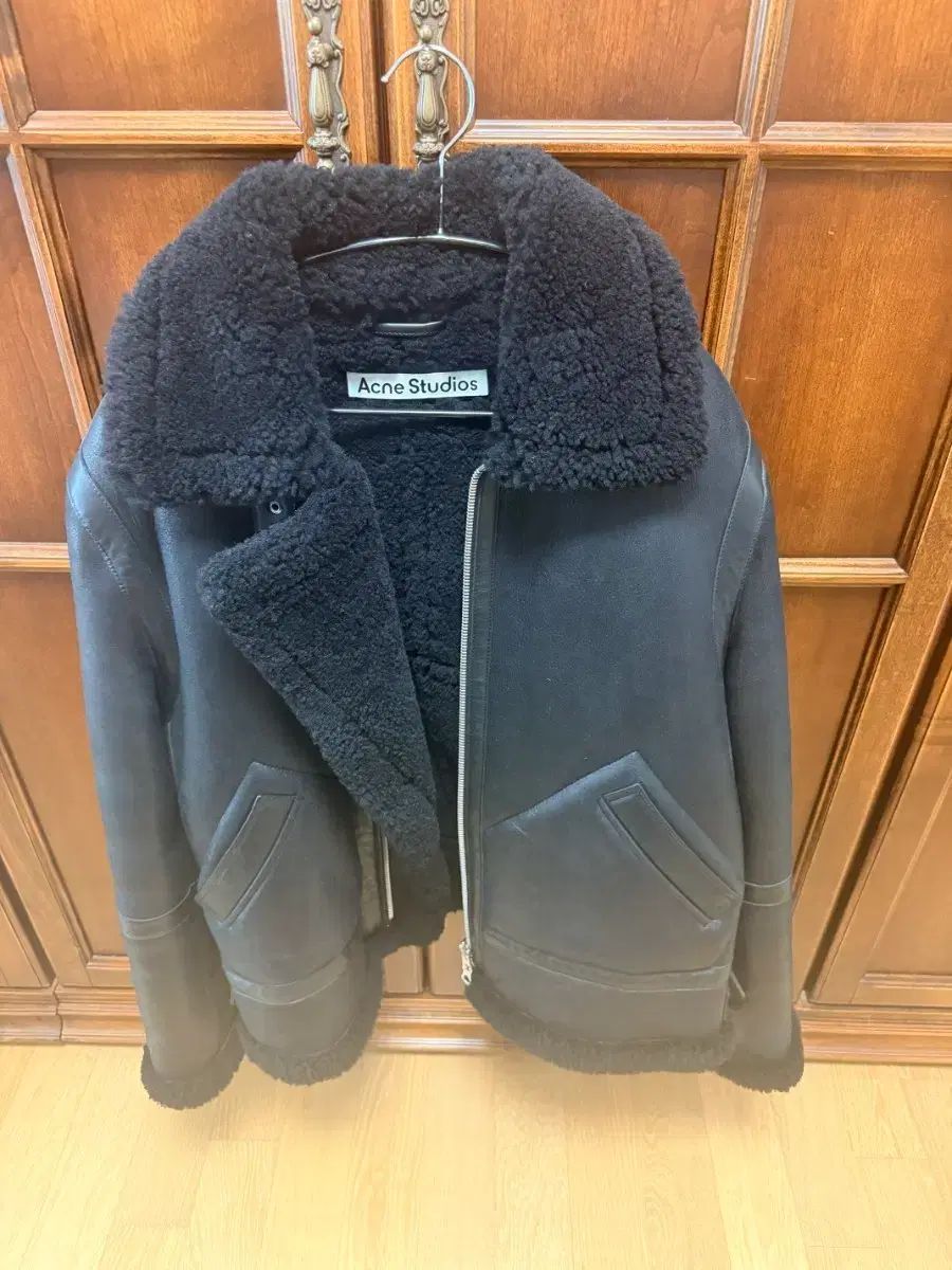 Acne Studios アクネストゥディオズ ブラック イアン ムートン ジャケット