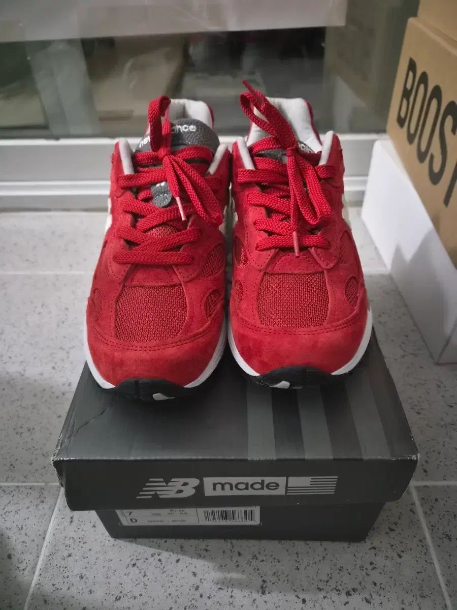 ニューバランス 992 Kith レッド メンズ スニーカー
