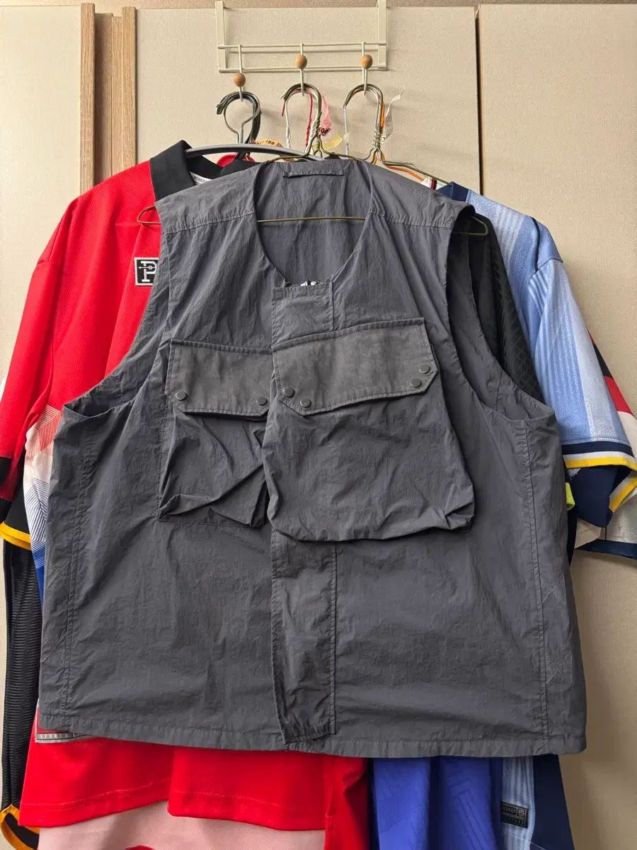 Ten c ミッドレイヤー ベスト 50 ダークグレー
