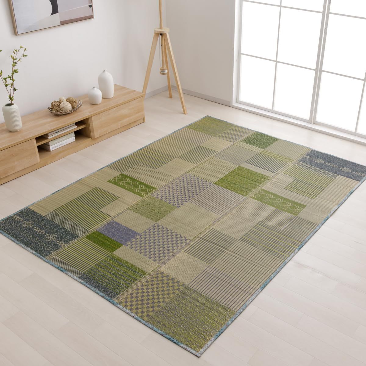 特価商品 イケヒコ い草ラグ ラグマット ノマ 約180×240cm グリーン パッチワーク ナチュラル 天然い草100％ コンパクト収納 洗濯不要 長方形 滑り止め付き 和モダン オールシーズン おしゃれ 消臭 ＃1072920123911