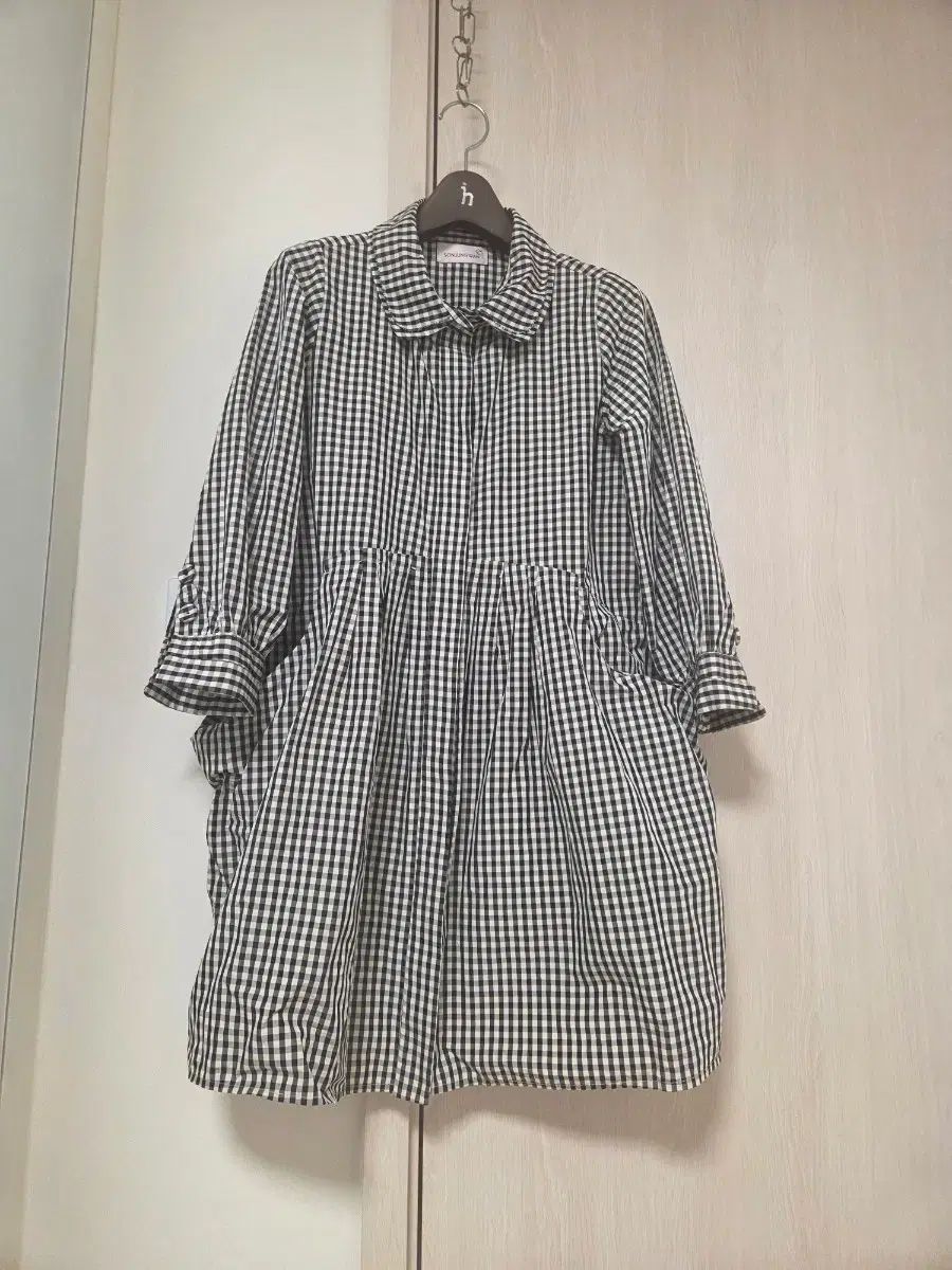 SON JUNG WAN 5,032円