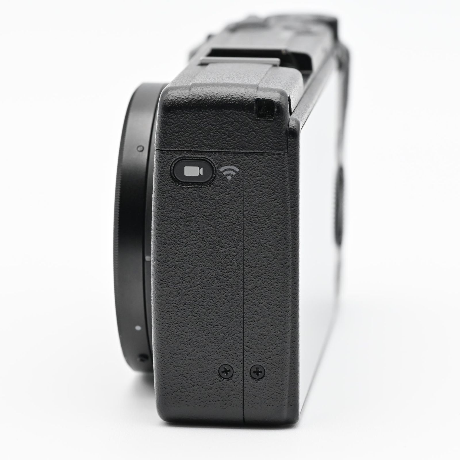 RICOH GR IIIx 別売充電器 BJ-11 付き - メルカリ