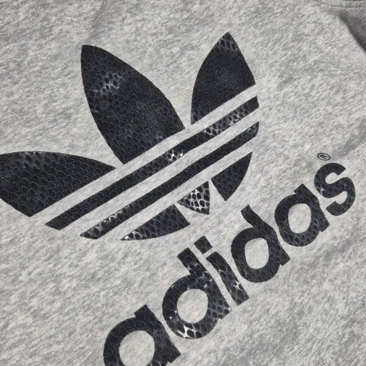 アディダス トレフォイル スウェット Tシャツ グレー - メルカリ